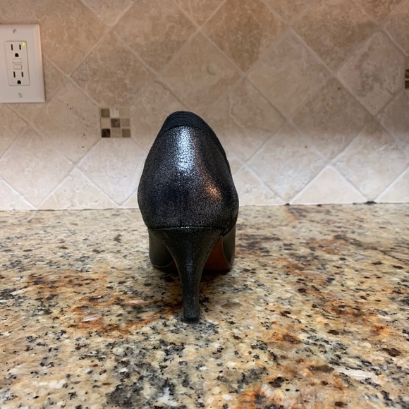 Donald J Pliner Tillie Bootie - Picture 2 of 5